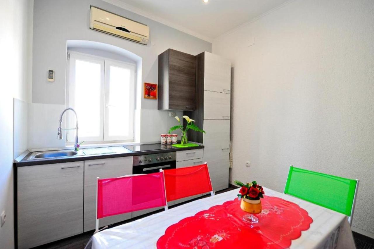 Apartments Bulovic In The Very Center Of Split Extérieur photo